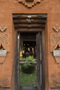 Inviting entrance to Bali Asli